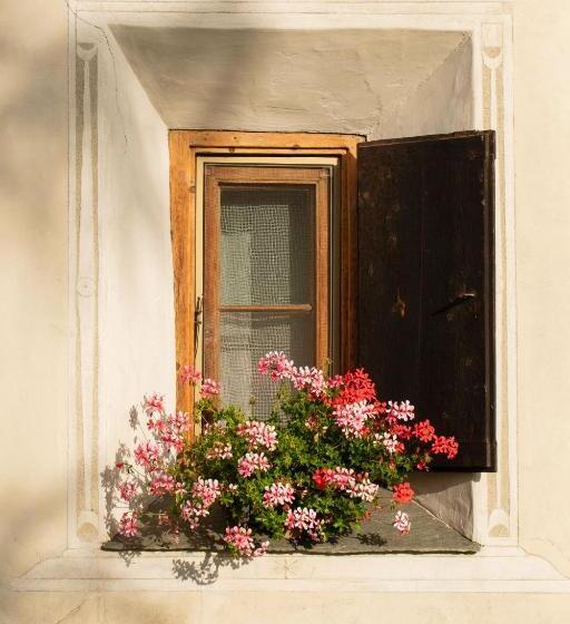 Отель Chesa Rosatsch Home Of Food