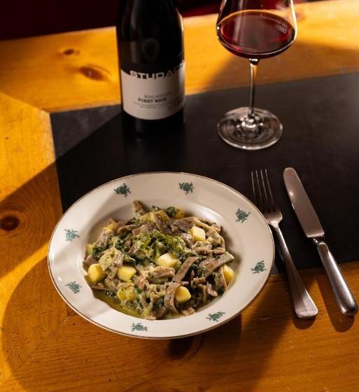 Отель Chesa Rosatsch  Home Of Food