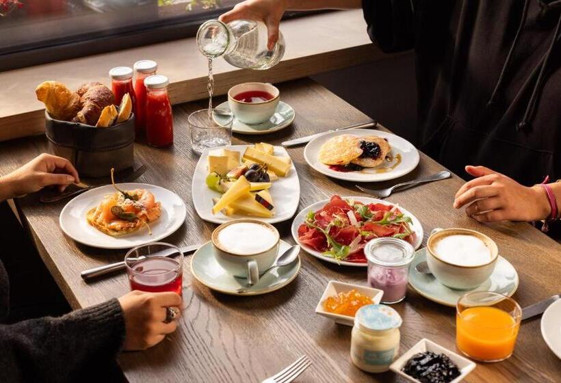 Отель Chesa Rosatsch Home Of Food