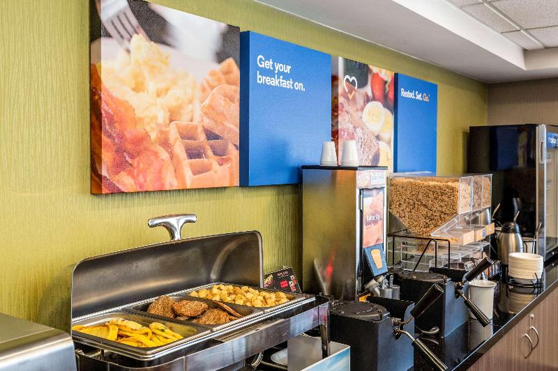 فندق Comfort Inn East