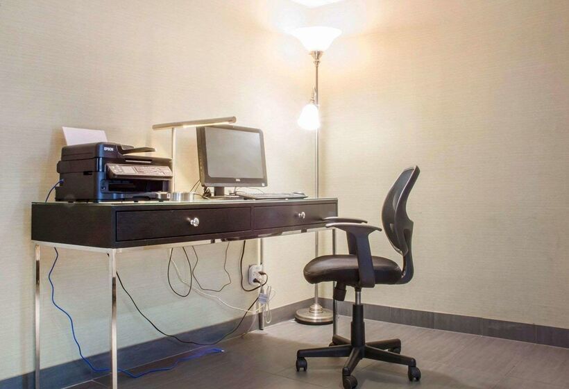 فندق Comfort Inn