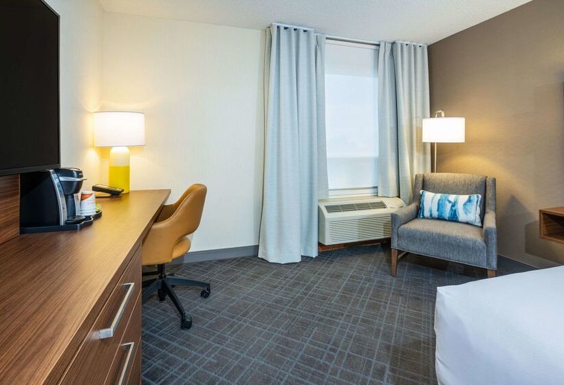 فندق Comfort Inn & Suites