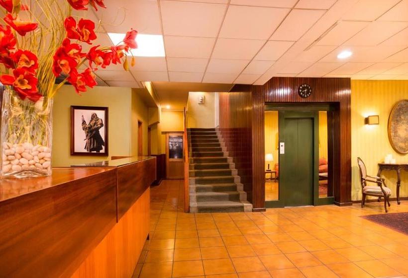 هتل Conde Ansurez