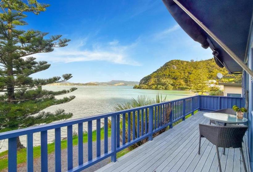 Отель Coromandel Apartments