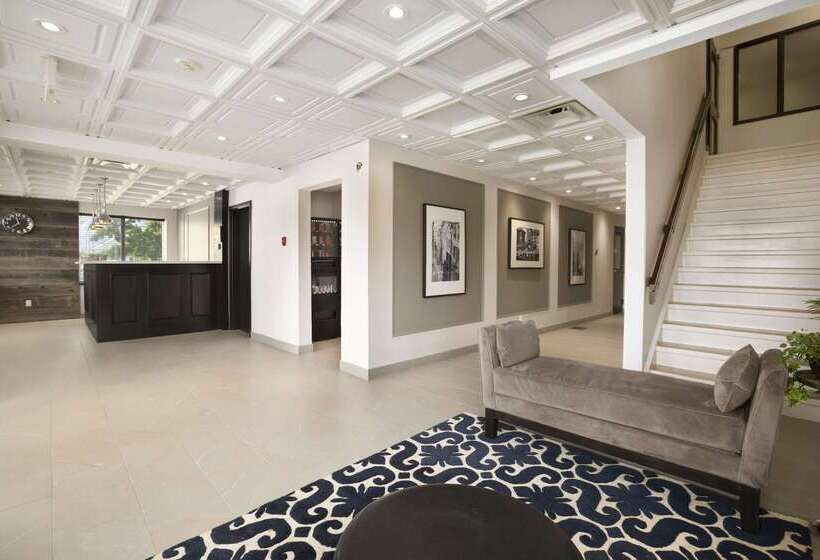 فندق Days Inn By Wyndham Stouffville