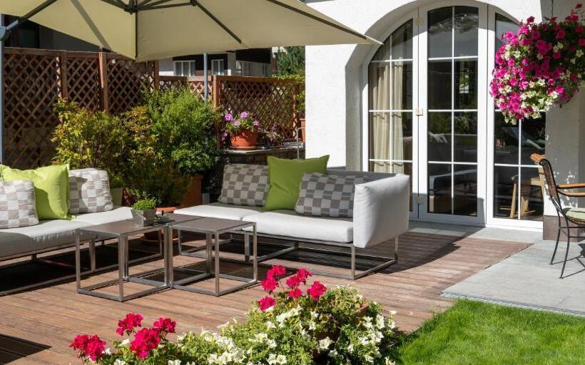 ホテル Eden Wellness