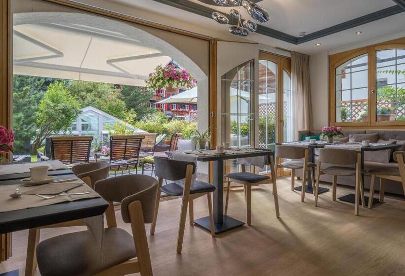 ホテル Eden Wellness