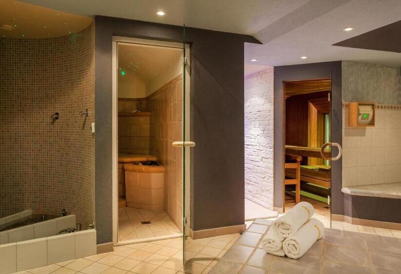 ホテル Eden Wellness