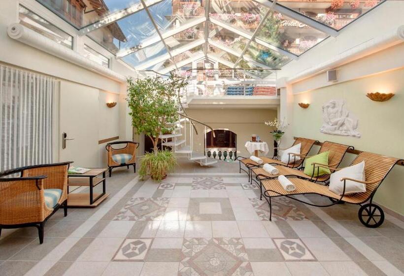 ホテル Eden Wellness