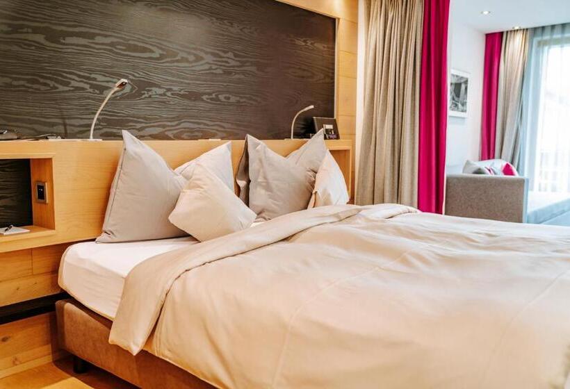 ホテル Eden Wellness