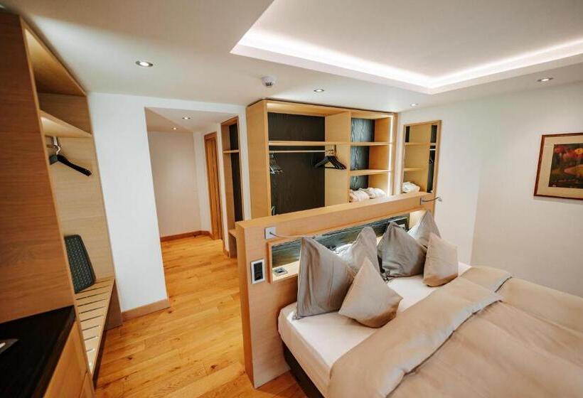 ホテル Eden Wellness