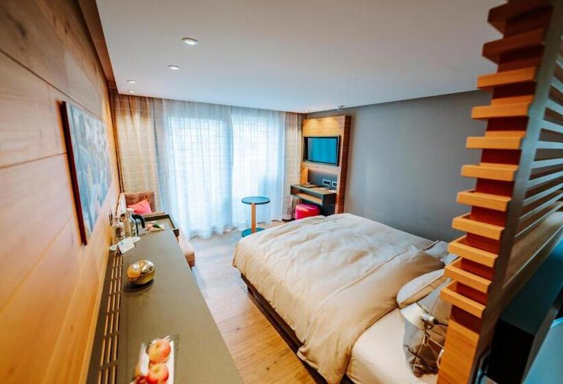 ホテル Eden Wellness