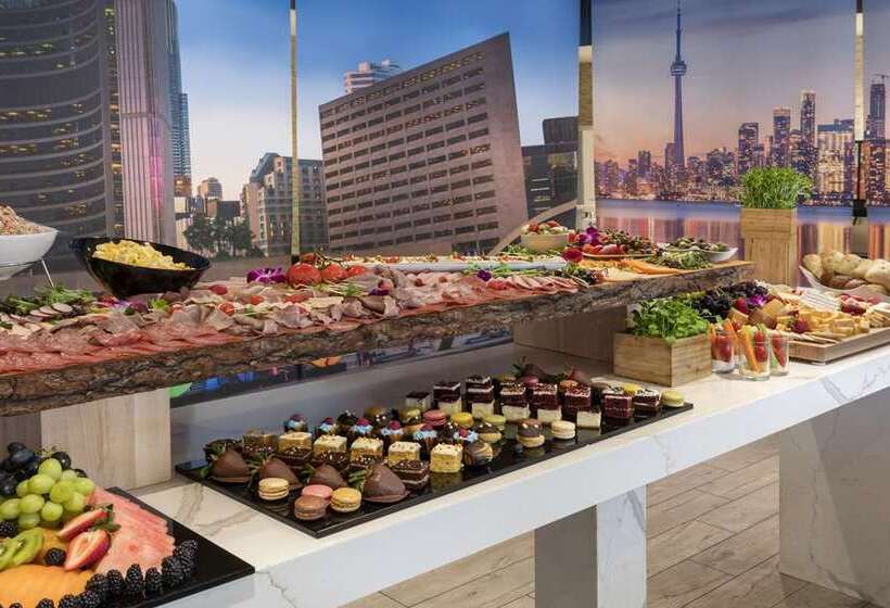 فندق Embassy Suites By Hilton Toronto Airport
