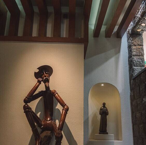 فندق Fortin Plaza