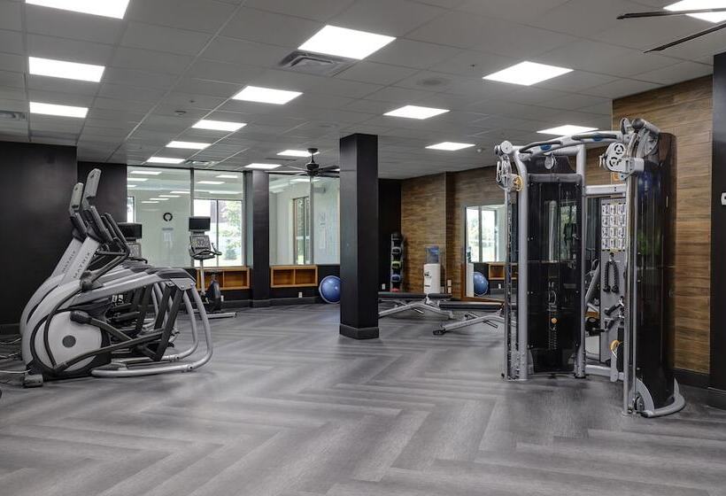 Szálloda Four Points By Sheraton St. Catharines Niagara Suites