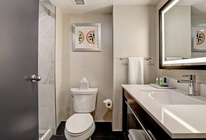 Szálloda Four Points By Sheraton St. Catharines Niagara Suites