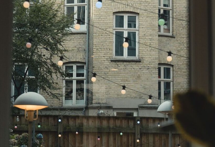 Отель Good Morning City Copenhagen Star