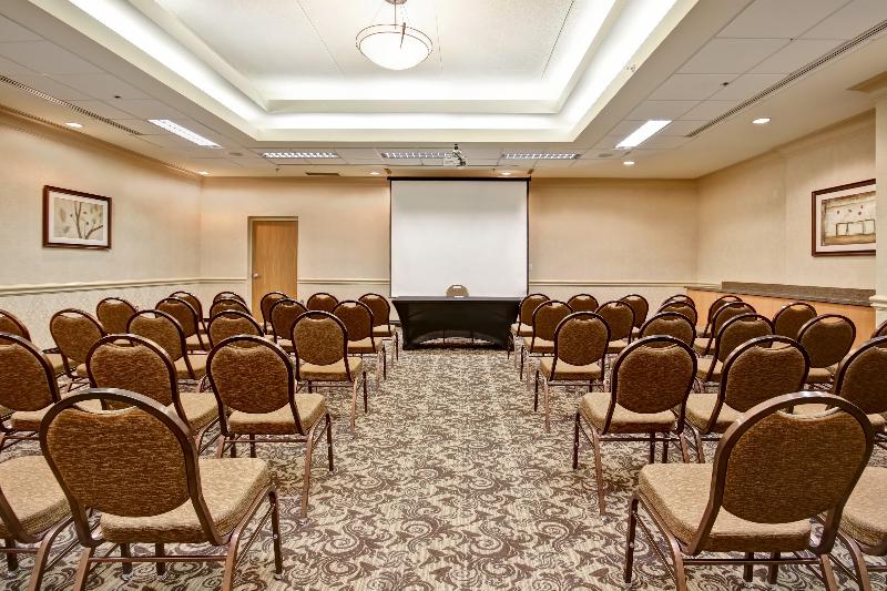 هتل Holiday Inn & Suites Windsor Ambassador Bridge By Ihg