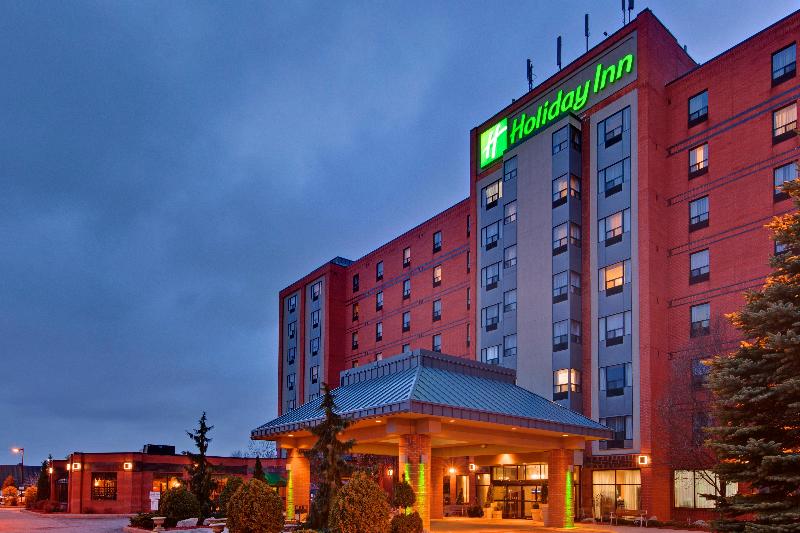 Отель Holiday Inn & Suites Windsor Ambassador Bridge By Ihg