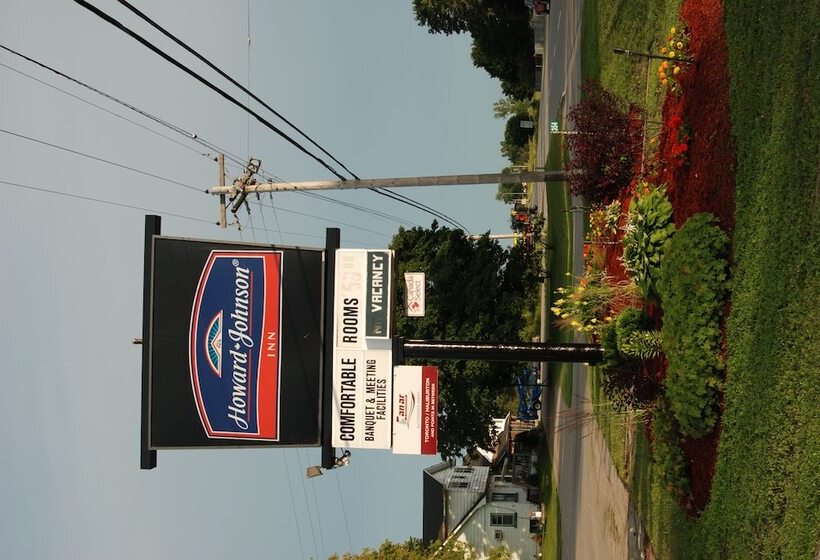 فندق Howard Johnson By Wyndham Lindsay