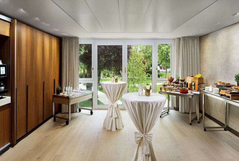 Отель Kempinski Palace Engelberg