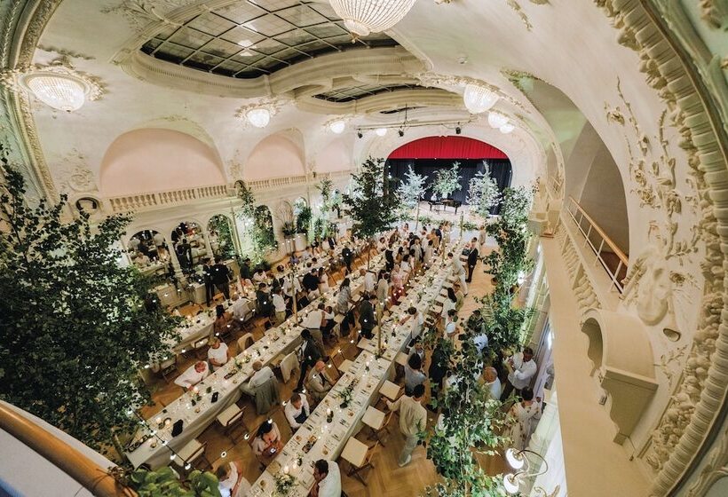 Отель Kempinski Palace Engelberg