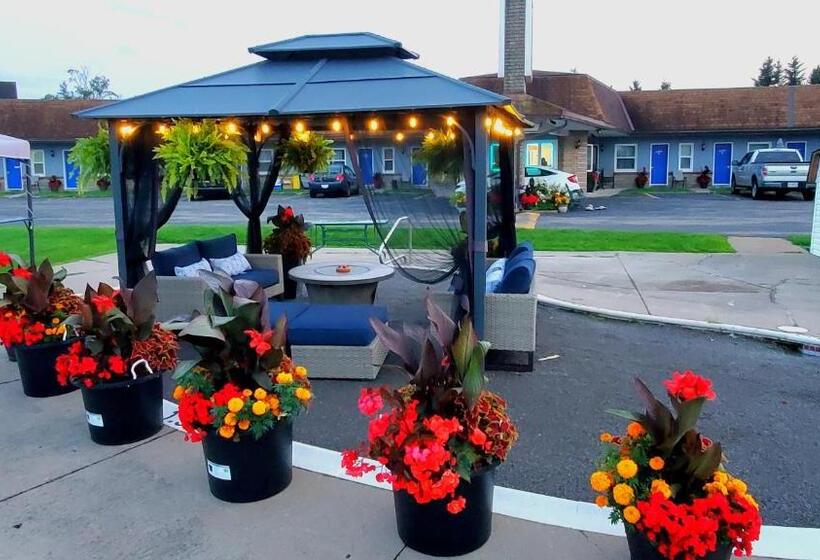 فندق Knights Inn Colonial Fireside Inn