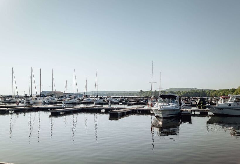 فندق Knights Inn North Bay