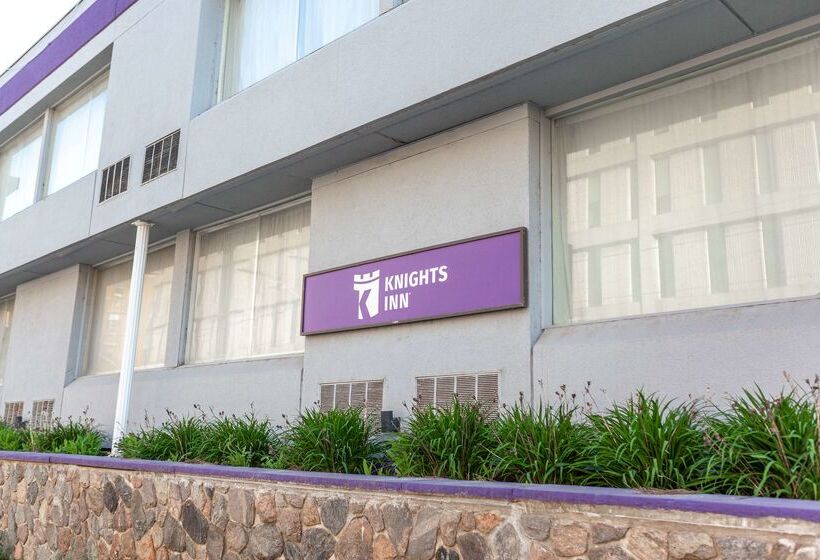 فندق Knights Inn North Bay