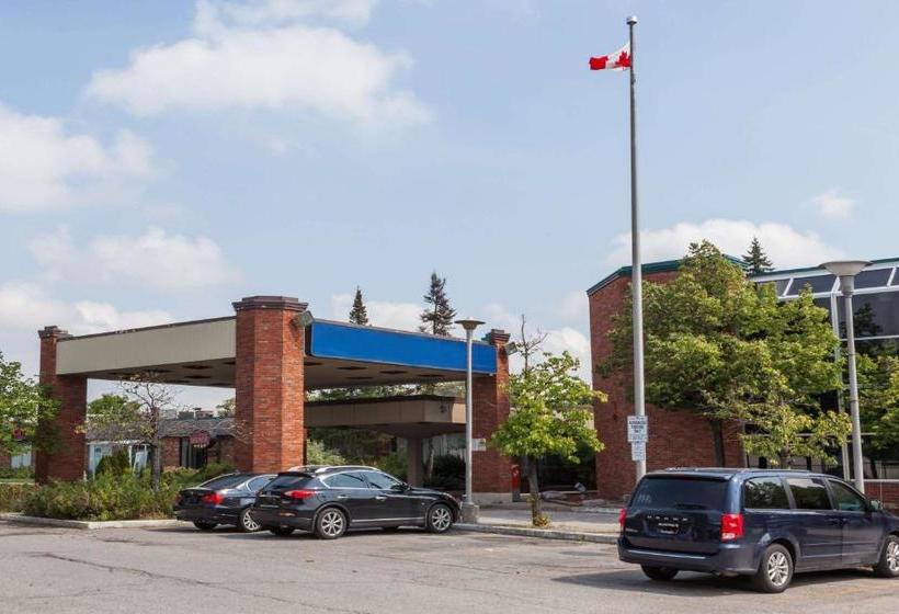 Отель Toronto East Inn