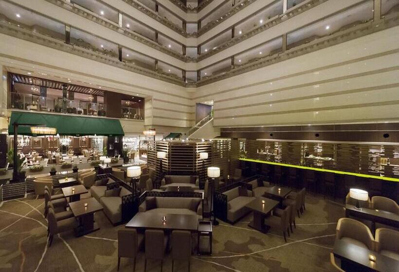 هتل Kyoto Brighton