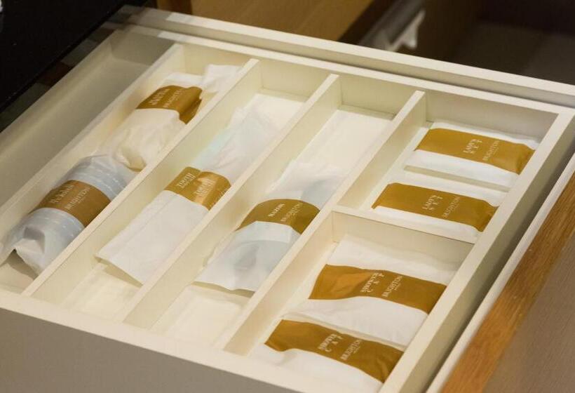 هتل Kyoto Brighton