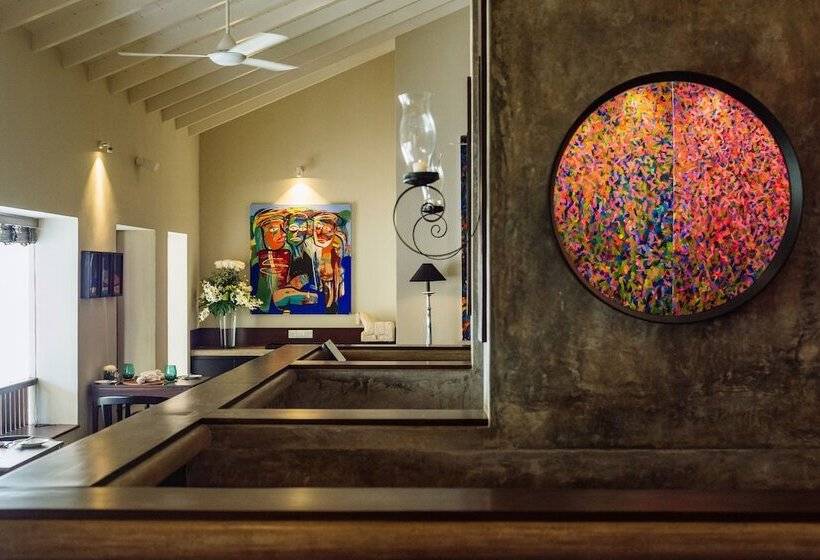 Nyne Hotels   Lake Lodge, Colombo