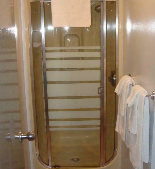 فندق Leisure Inn