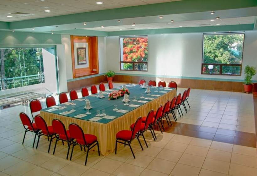 בית מלון כפרי Los Olivos Spa