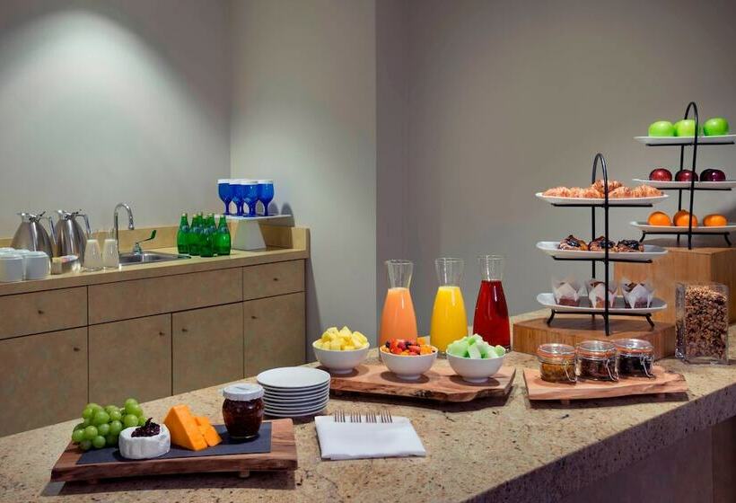 בית מלון כפרי Marriott Downtown At Cf Toronto Eaton Centre