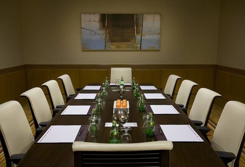 בית מלון כפרי Marriott Downtown At Cf Toronto Eaton Centre