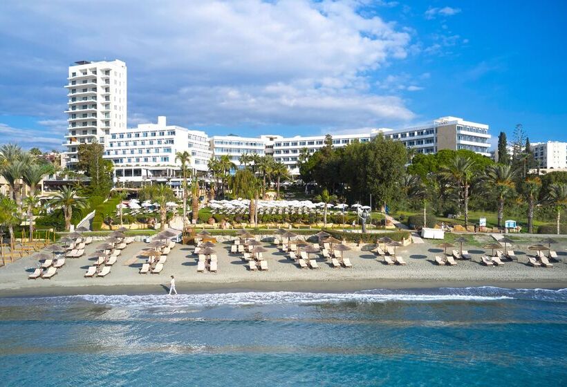 هتل Mediterranean Beach