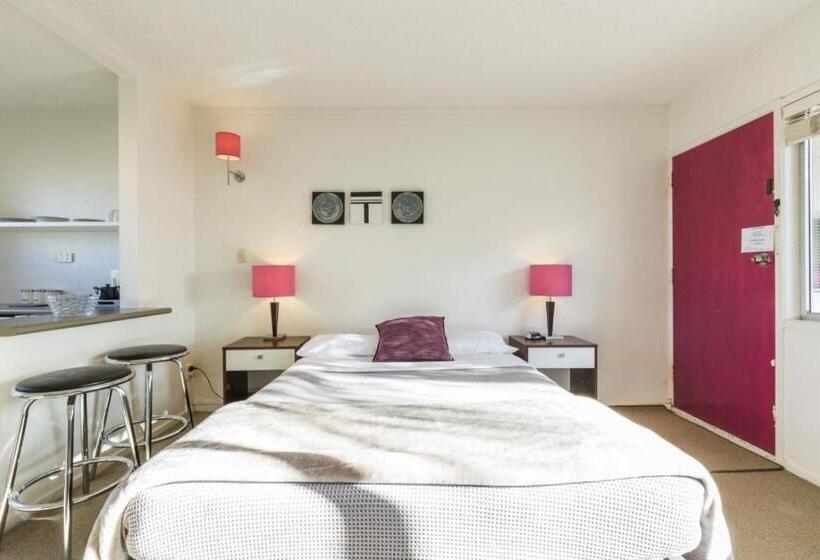 هتل Mt Albert Motor Lodge