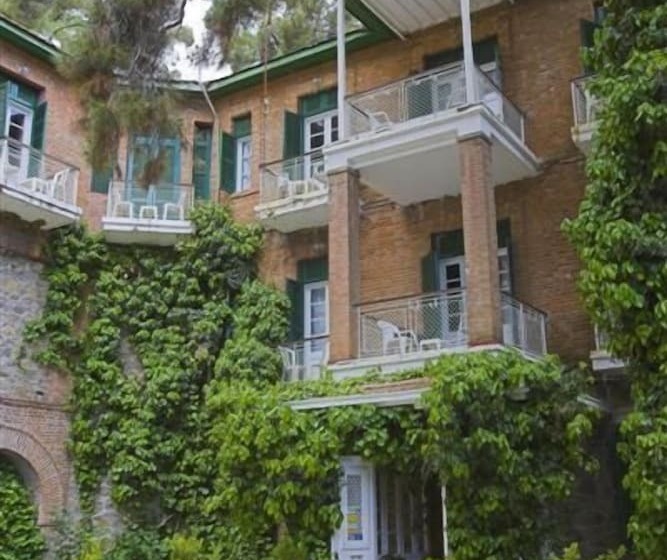 בית מלון כפרי New Helvetia