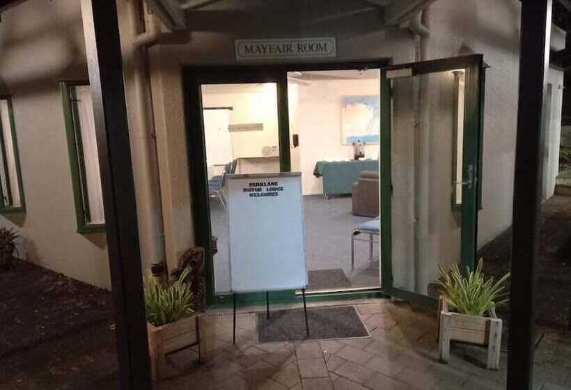 호텔 Parklane Motor Lodge