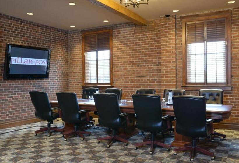 בית מלון כפרי Pillar And Post Inn & Spa