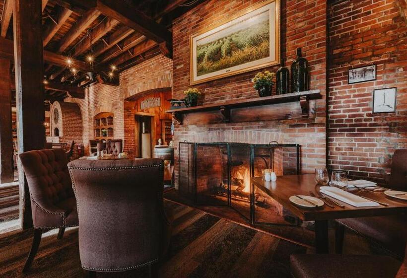 בית מלון כפרי Pillar And Post Inn & Spa