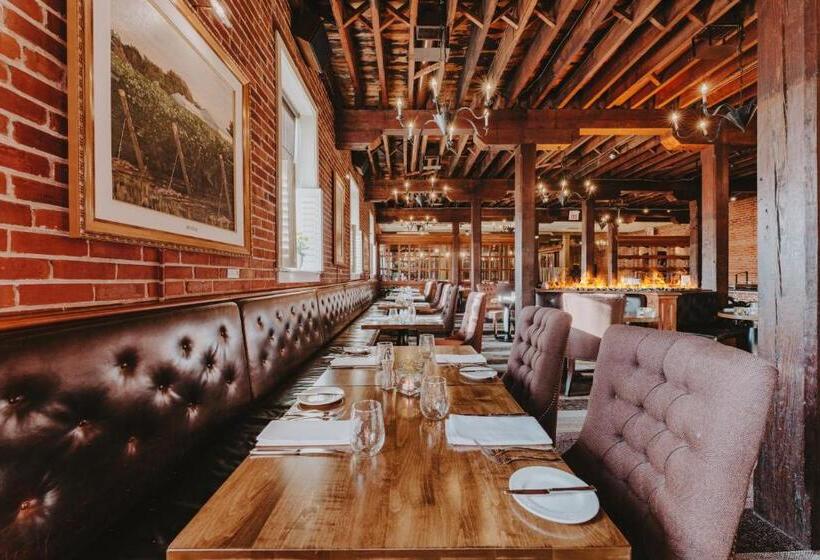 בית מלון כפרי Pillar And Post Inn & Spa