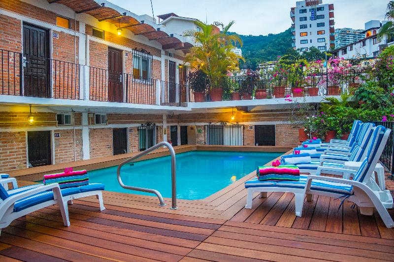 فندق Posada De Roger