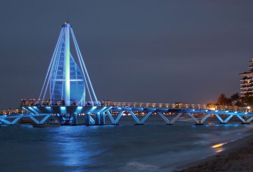 فندق Posada De Roger