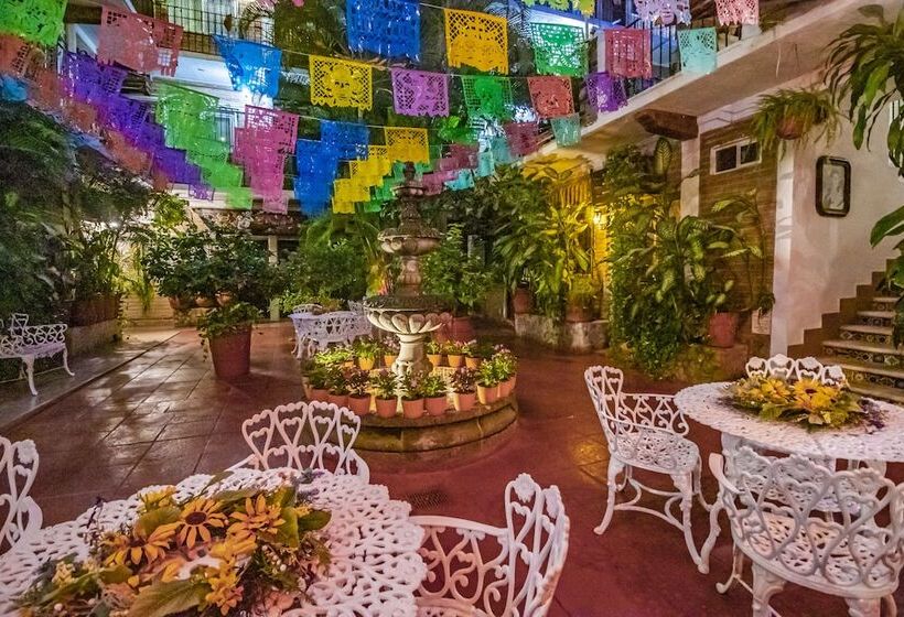 فندق Posada De Roger