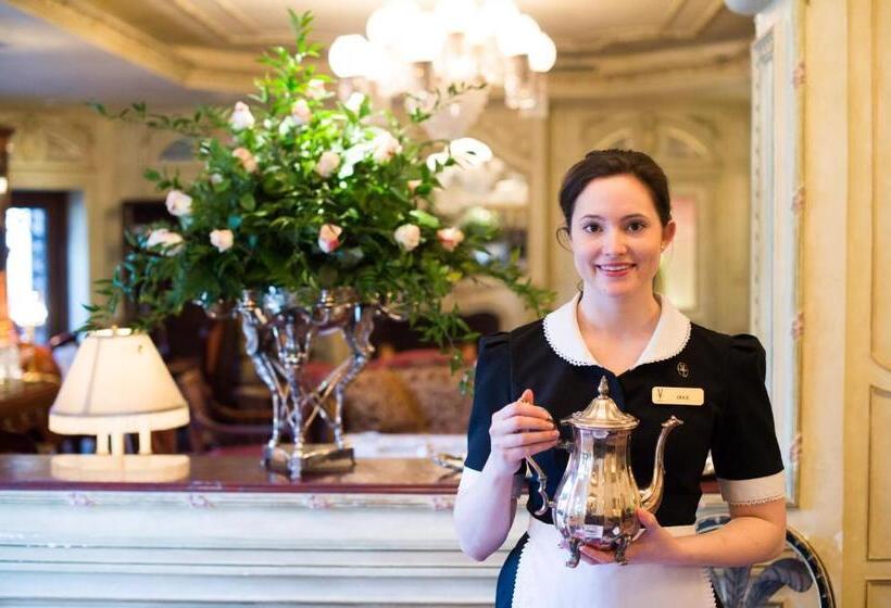 호텔 Prince Of Wales