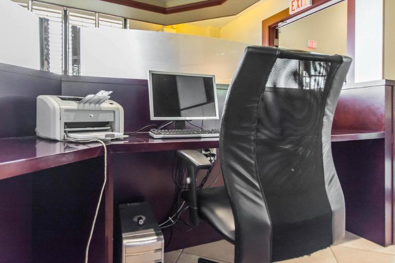 酒店 Quality Inn & Suites Bay Front