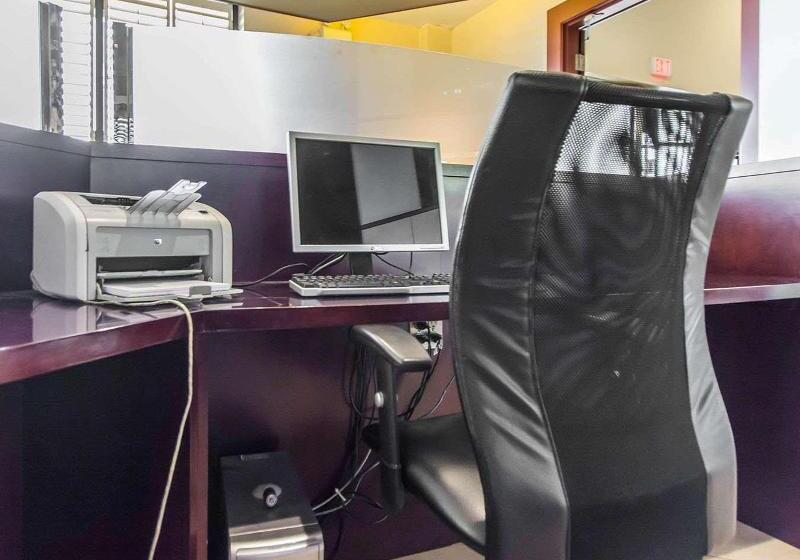 酒店 Quality Inn & Suites Bay Front